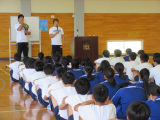 日高＆岩﨑が6・1浜田大会を控え、中学校で特別授業！